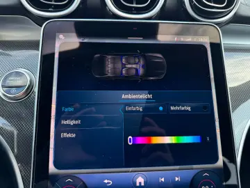 MERCEDES-BENZ C 300 d Lim. AMG Line LED Navi Distr Cam SHZ