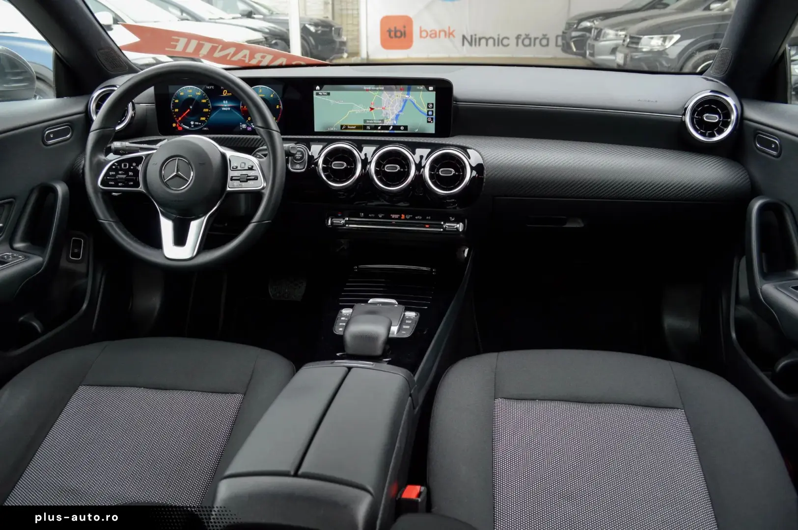 Mercedes-Benz Cla-180