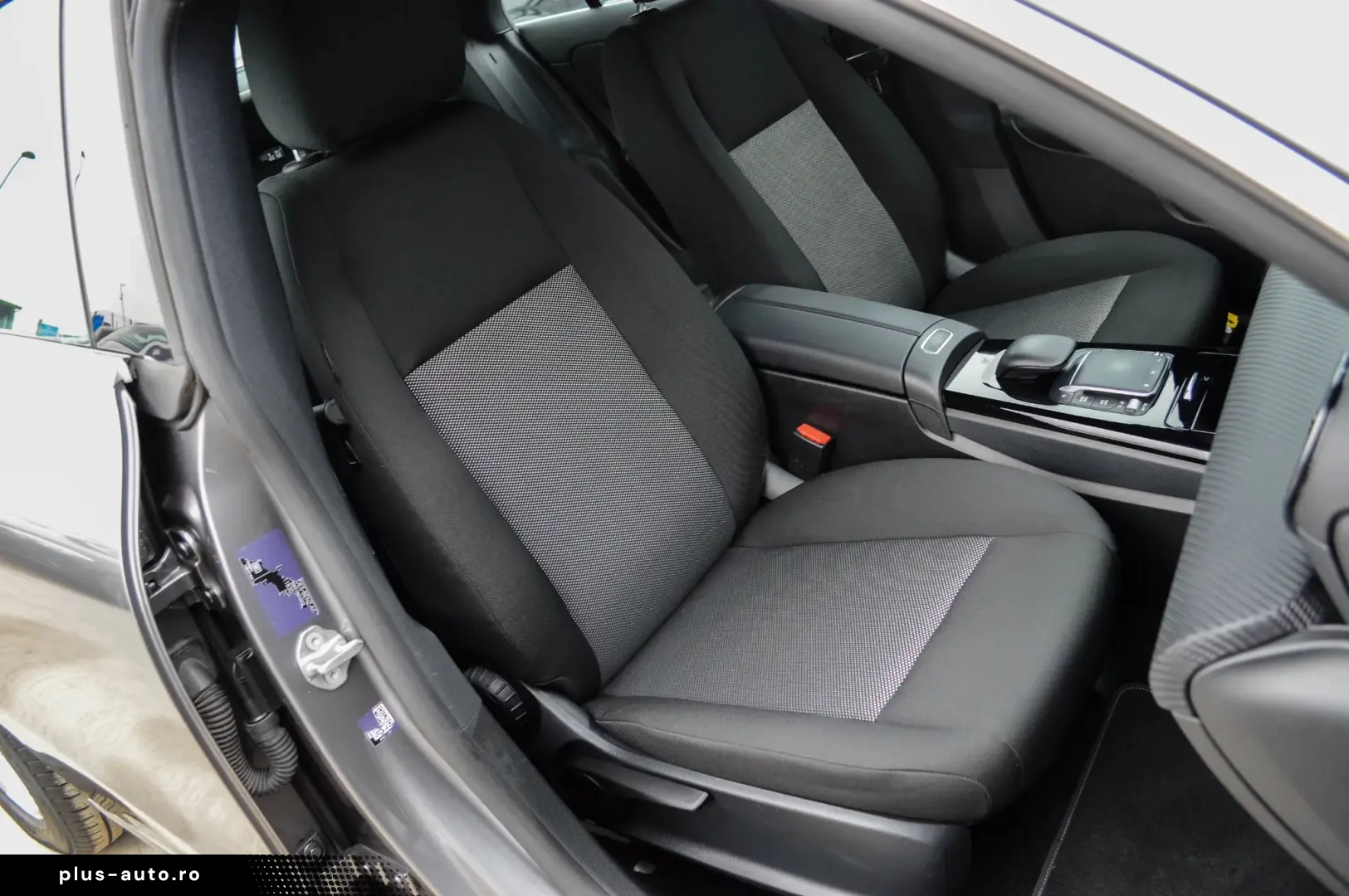 Mercedes-Benz Cla-180