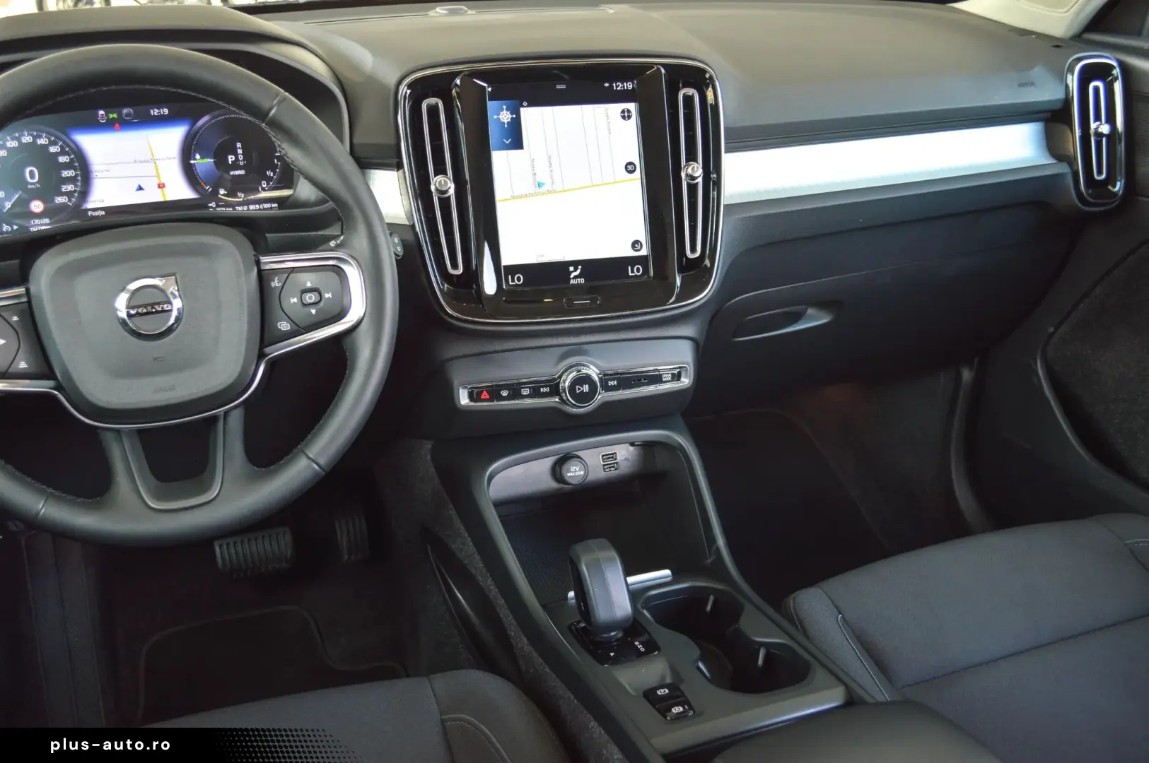 Volvo Xc-40