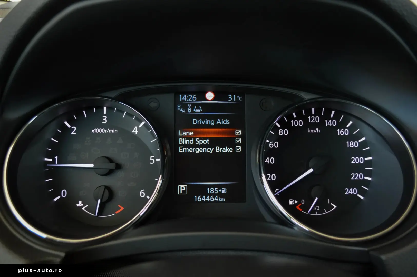 2017 Nissan Qashqai 1.6 dCi Xtronic Tekna   RATE FIXE   AVAN