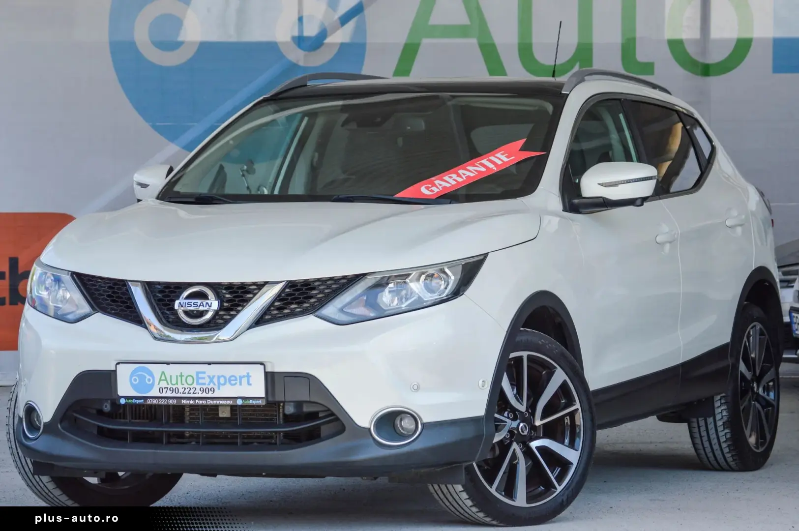 2017 Nissan Qashqai 1.6 dCi Xtronic Tekna   RATE FIXE   AVAN