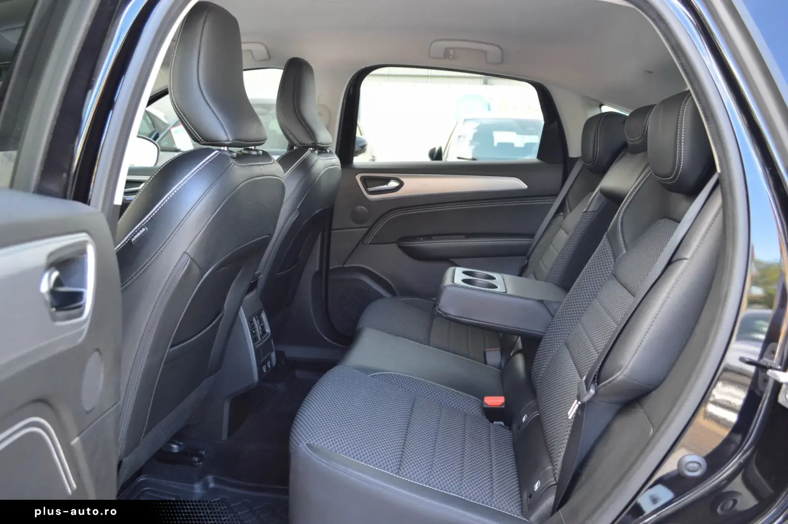 2023 Renault Arkana 1.6 Benzina Hybrid E-TECH 145 E-Tech Eng