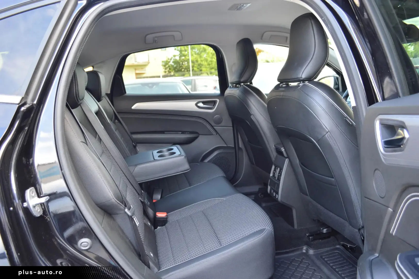 2023 Renault Arkana 1.6 Benzina Hybrid E-TECH 145 E-Tech Eng