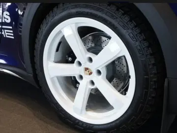Porsche 911 Dakar