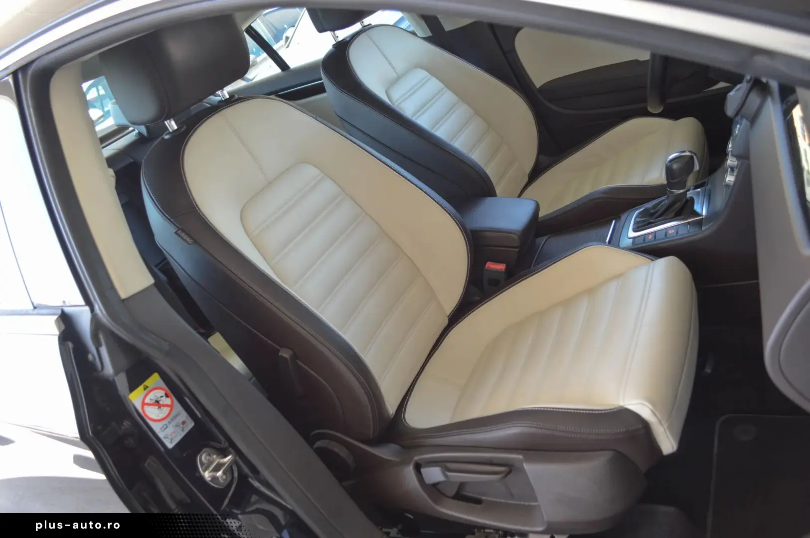 Volkswagen Passat-Cc