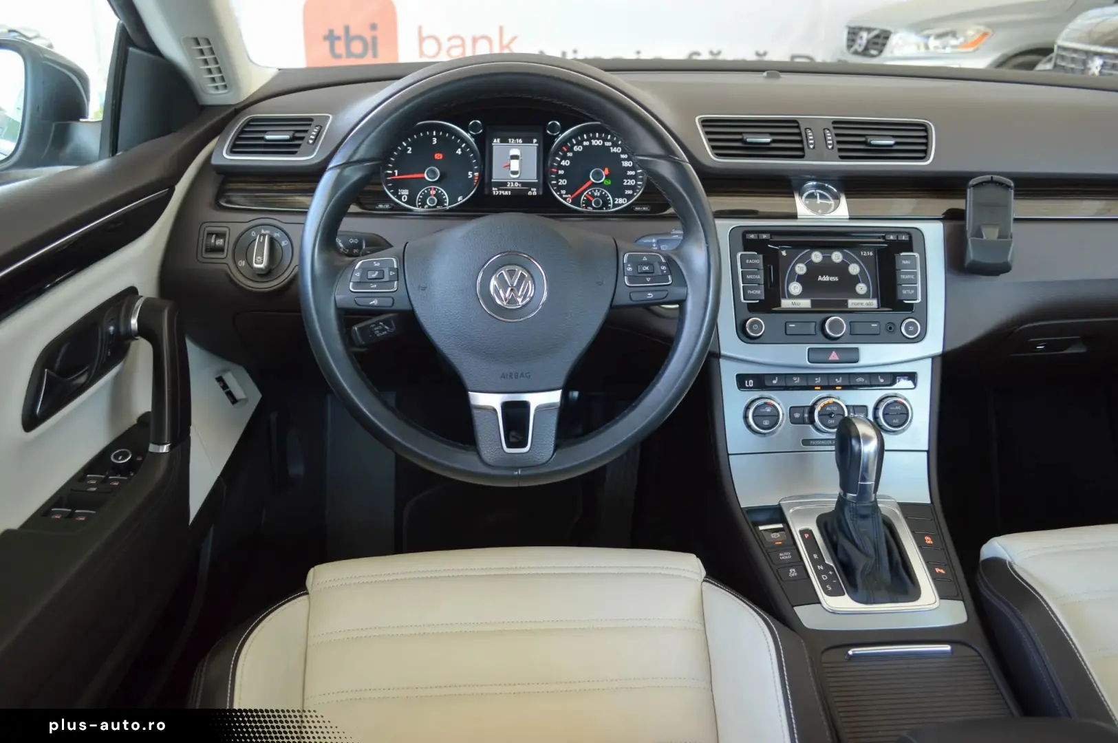 Volkswagen Passat-Cc