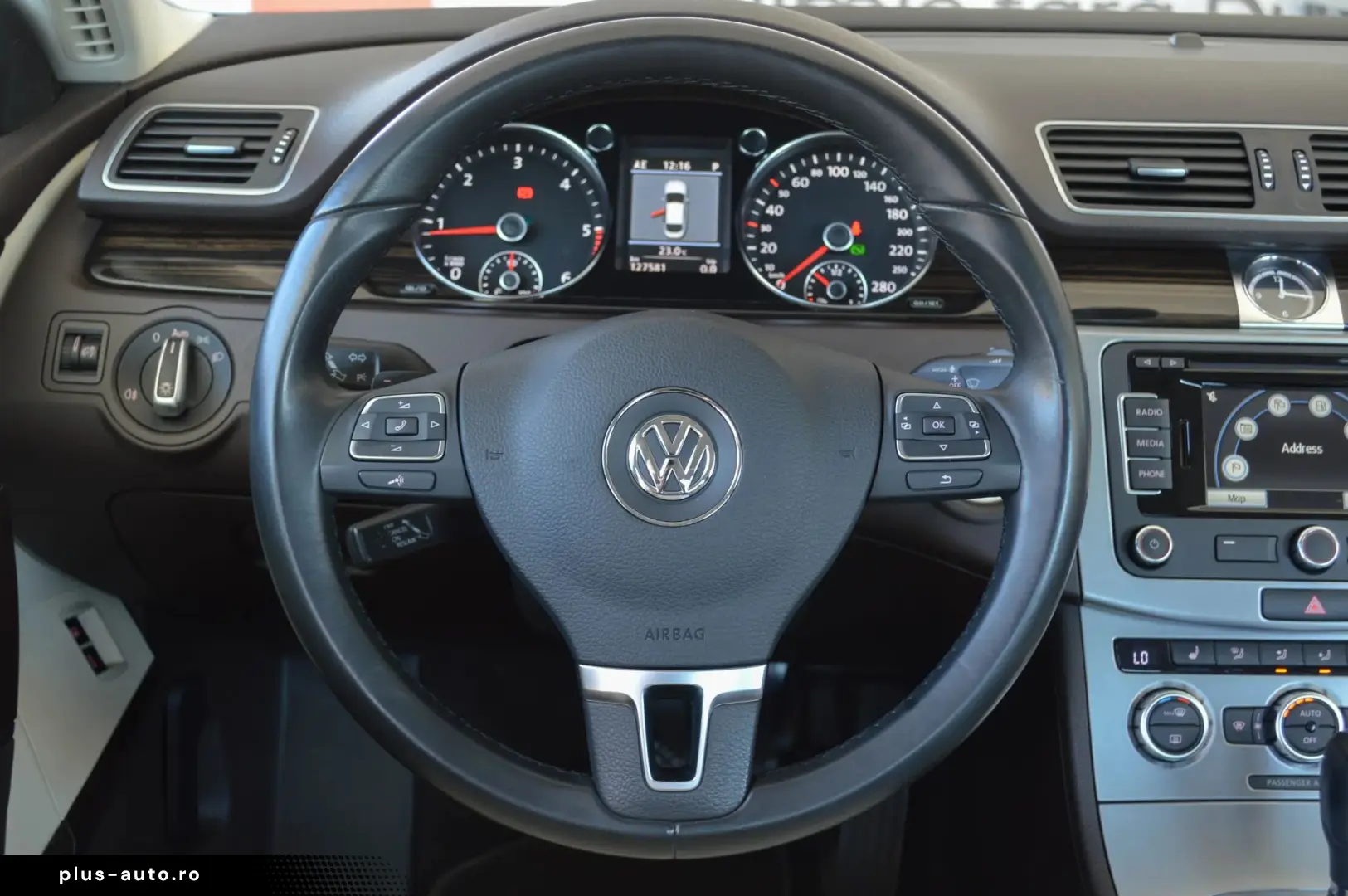 Volkswagen Passat-Cc