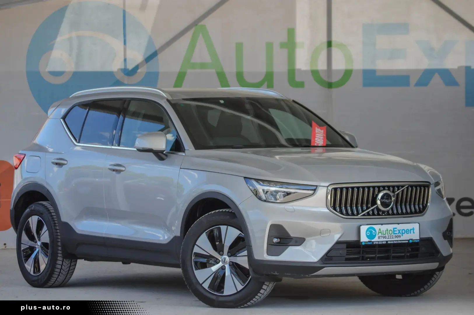 2023 Volvo XC-40 T4 Recharge Plug-In Hybrid Essential   RATE