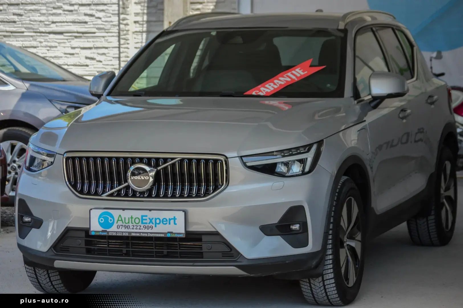 2023 Volvo XC-40 T4 Recharge Plug-In Hybrid Essential   RATE