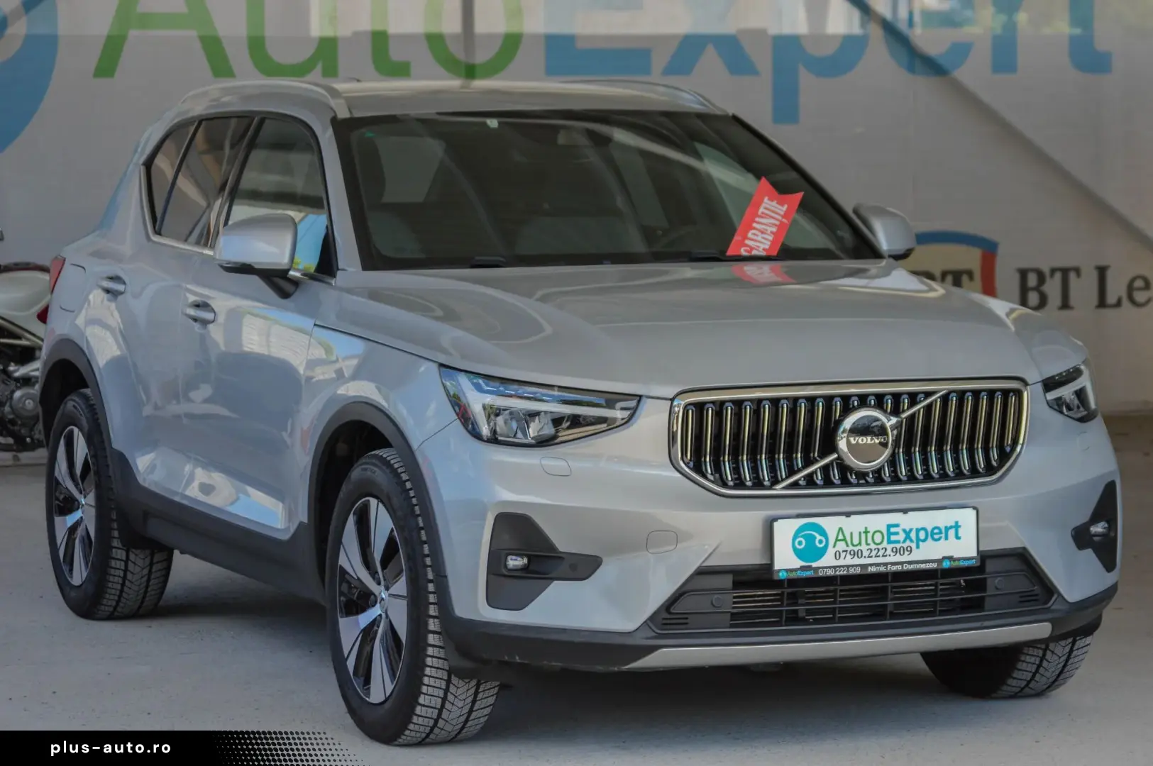 2023 Volvo XC-40 T4 Recharge Plug-In Hybrid Essential   RATE