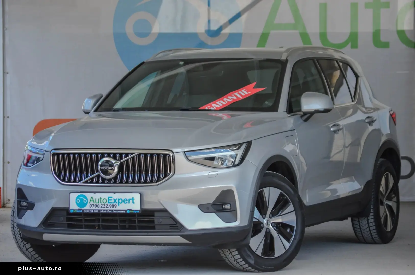 2023 Volvo XC-40 T4 Recharge Plug-In Hybrid Essential   RATE