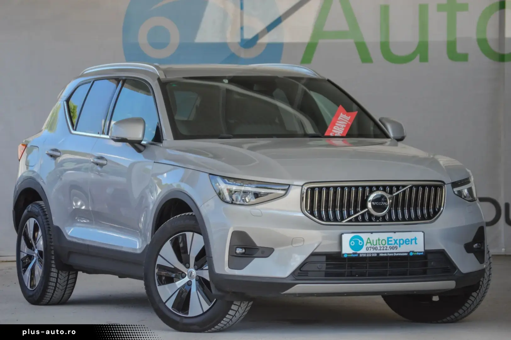 2023 Volvo XC-40 T4 Recharge Plug-In Hybrid Essential   RATE