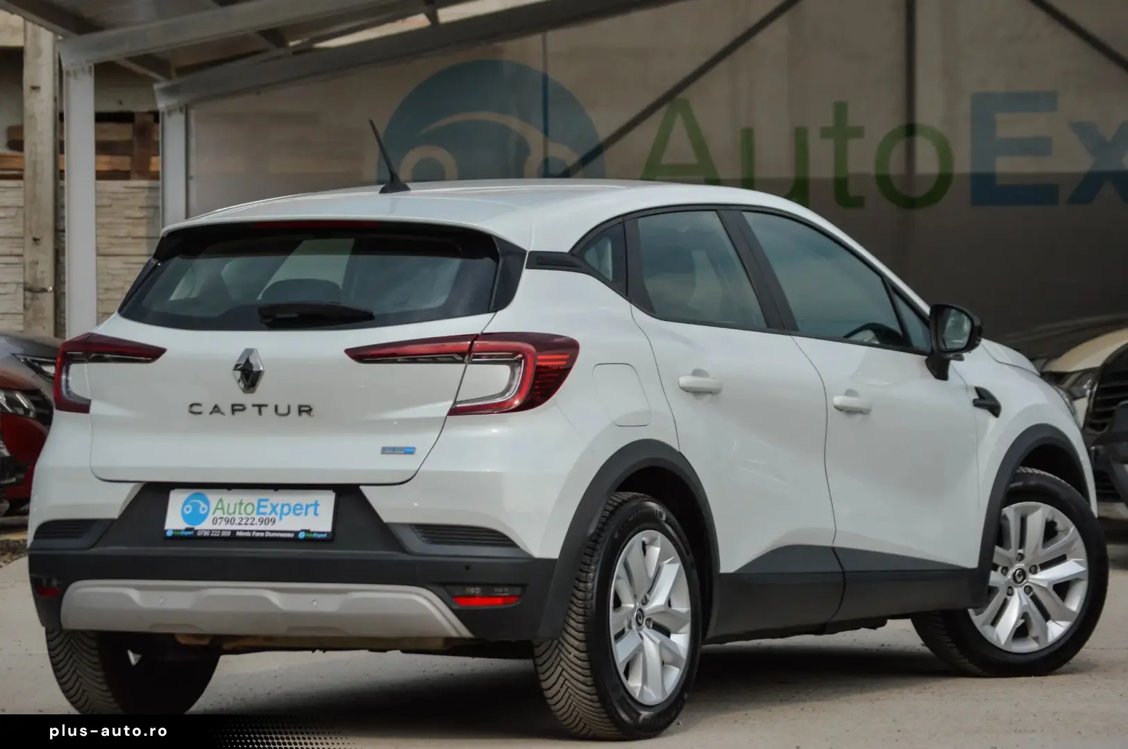 2022 Renault Captur E-Tech Full Hybrid 145 Techno  RATE FIXE