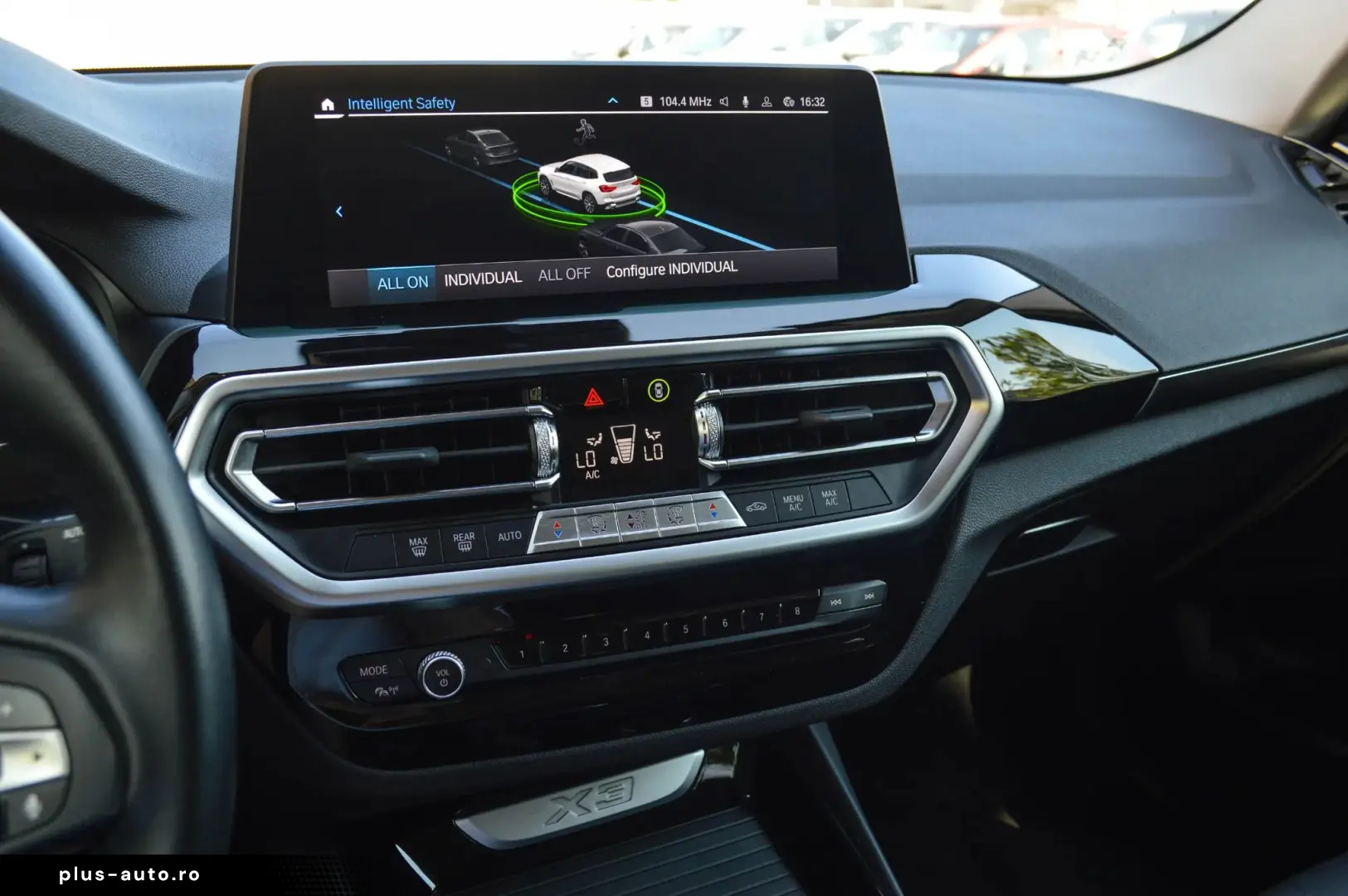 2022 BMW X3 xDrive30e Plug-in Hybrid   RATE FIXE  TVA deduct