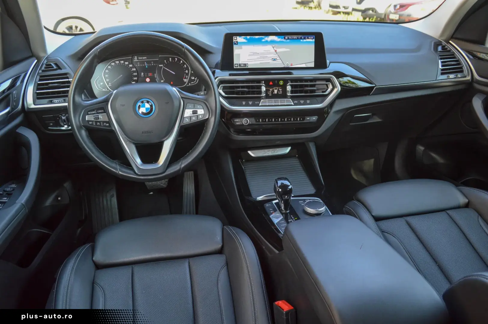 2022 BMW X3 xDrive30e Plug-in Hybrid   RATE FIXE  TVA deduct