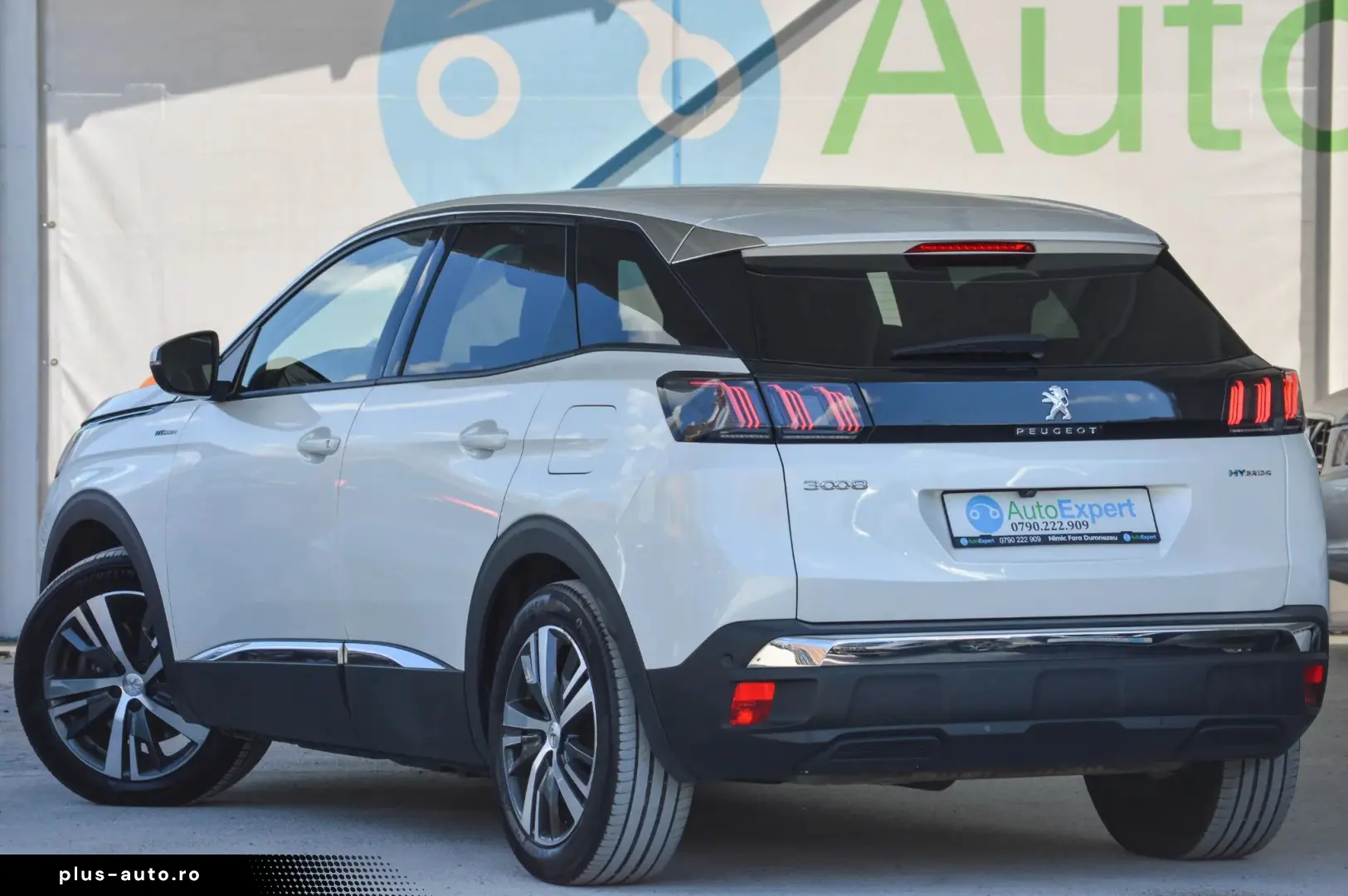 2022 Peugeot 3008 Plug-in Hybrid 4X4   TVA Deductibil  Garan