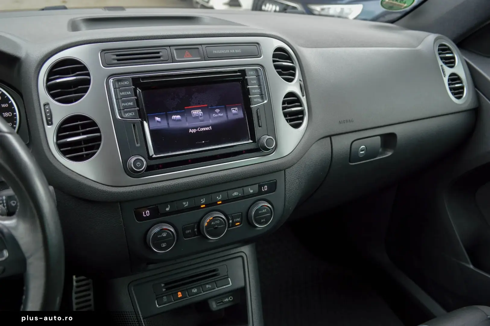2016 Volkswagen Tiguan 2.0 TDI 4Motion DSG R LINE RATE FIXE