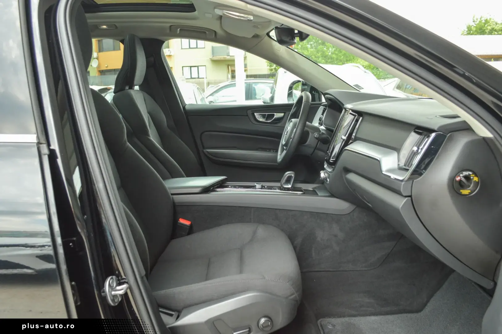 2022 Volvo XC-60 T6 AWD Recharge Geartronic Inscription  Rat