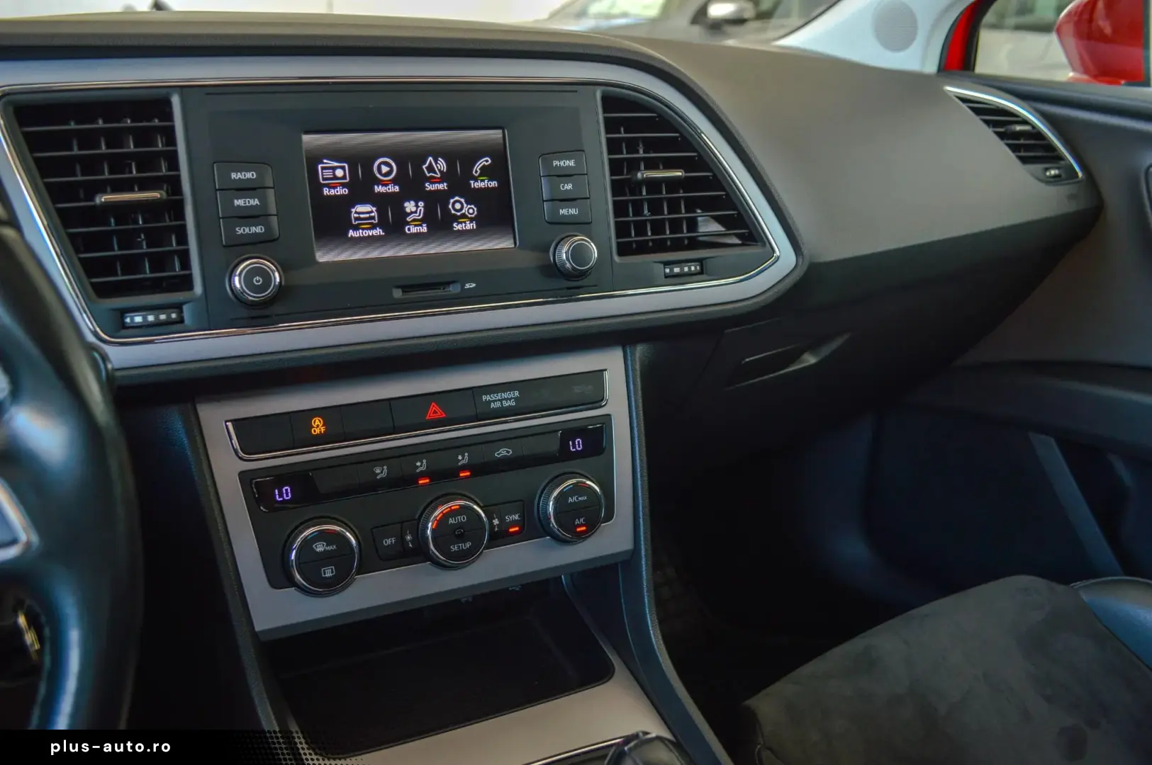 2017 SEAT Leon 1.6 TDI DSG Style   RATE FIXE   AVANS 0   Gar