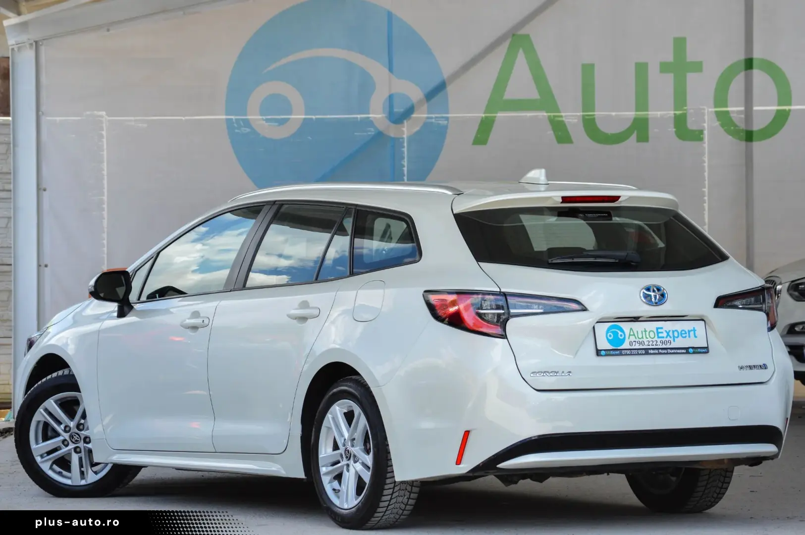 2021 Toyota Corolla 1.8 Hybrid Combi   RATE FIXE   AVANS 0