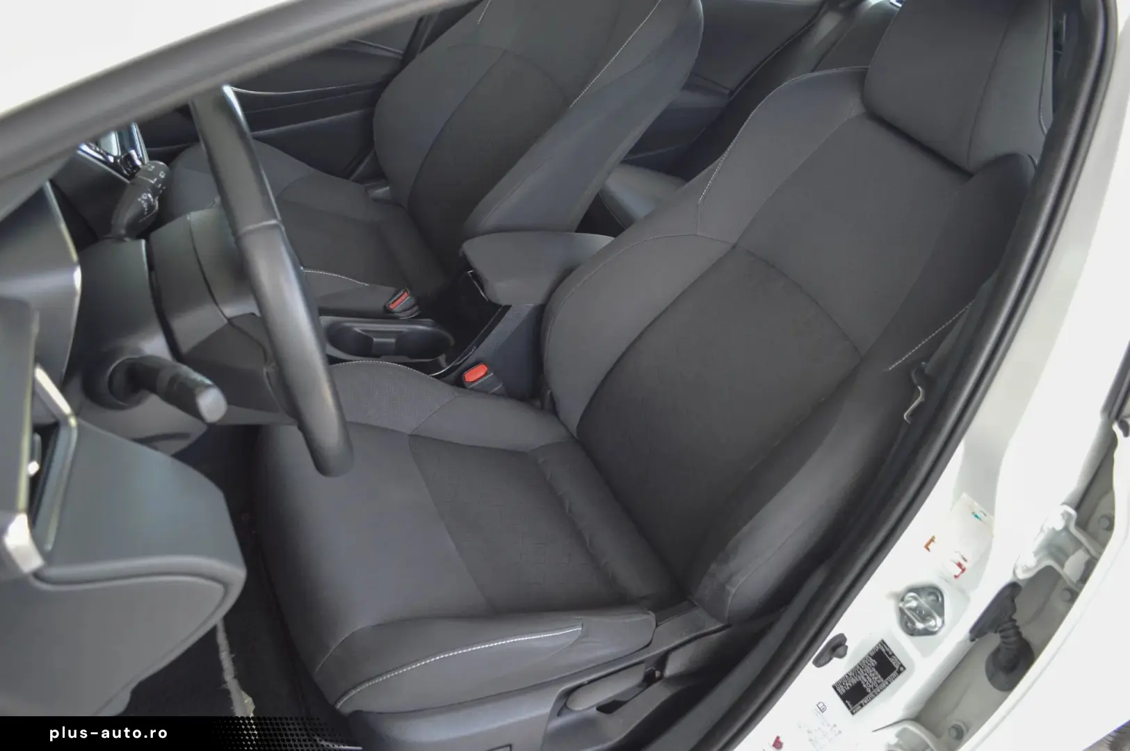 2021 Toyota Corolla 1.8 Hybrid Combi   RATE FIXE   AVANS 0