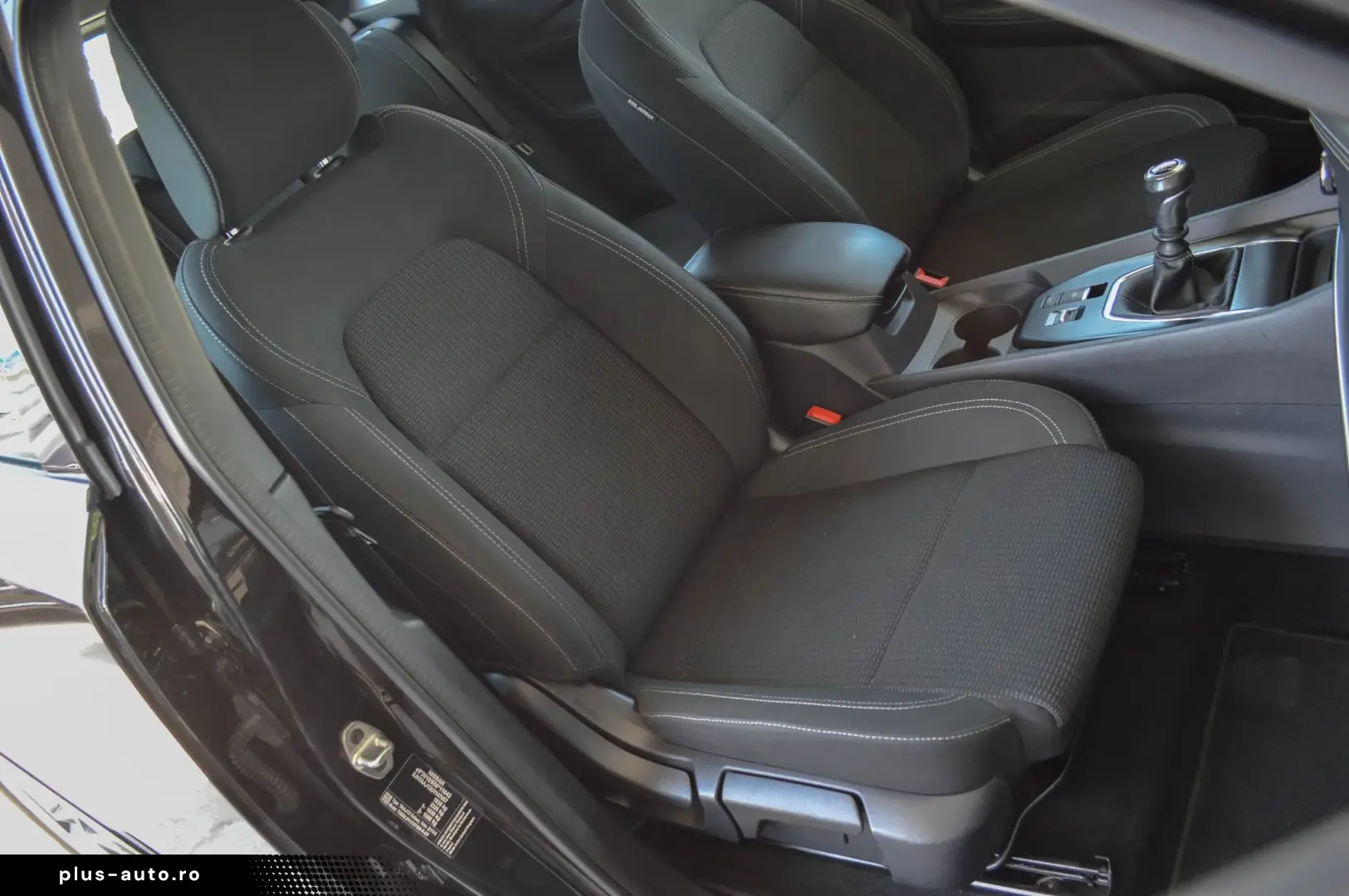 2023 Nissan Qashqai 1.3 DIG-T MHEV Benzina N-Connecta 140 CP