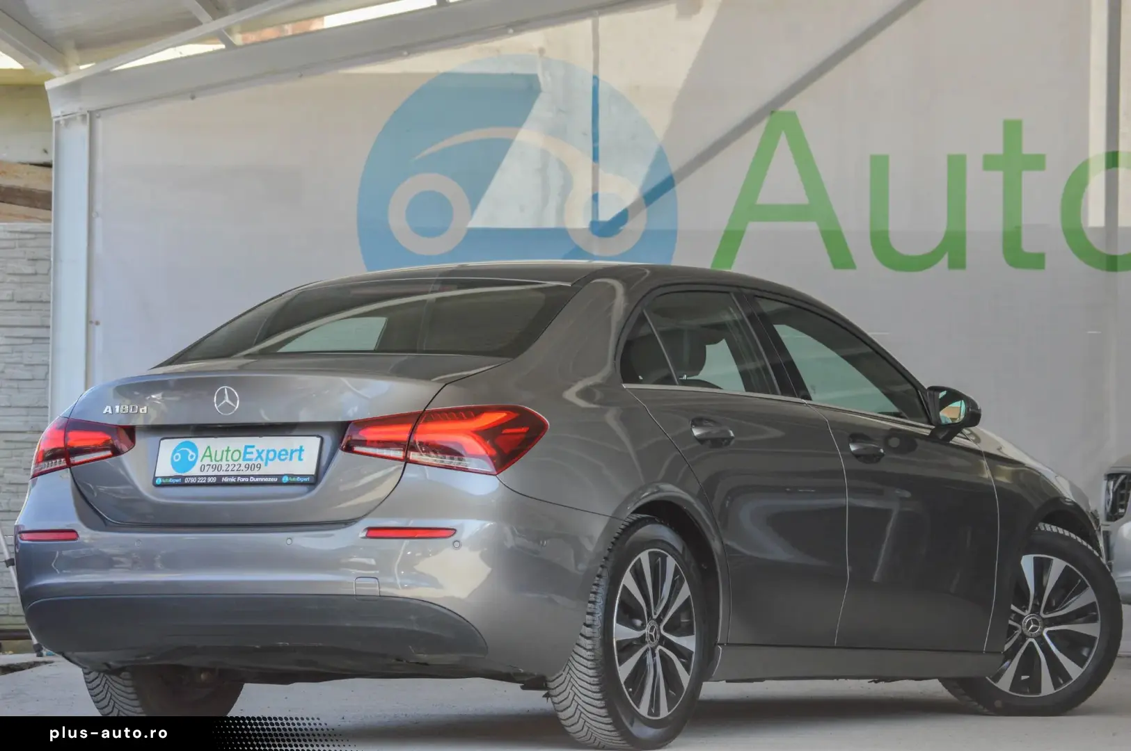 Mercedes-Benz A-180