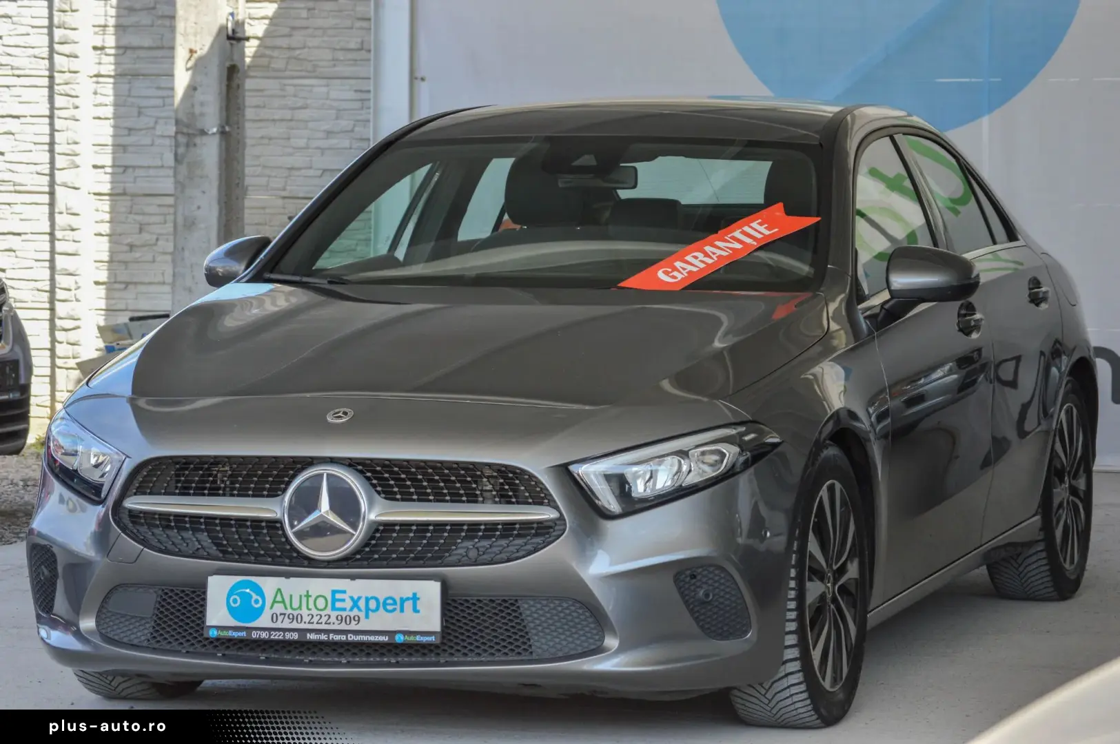 Mercedes-Benz A-180