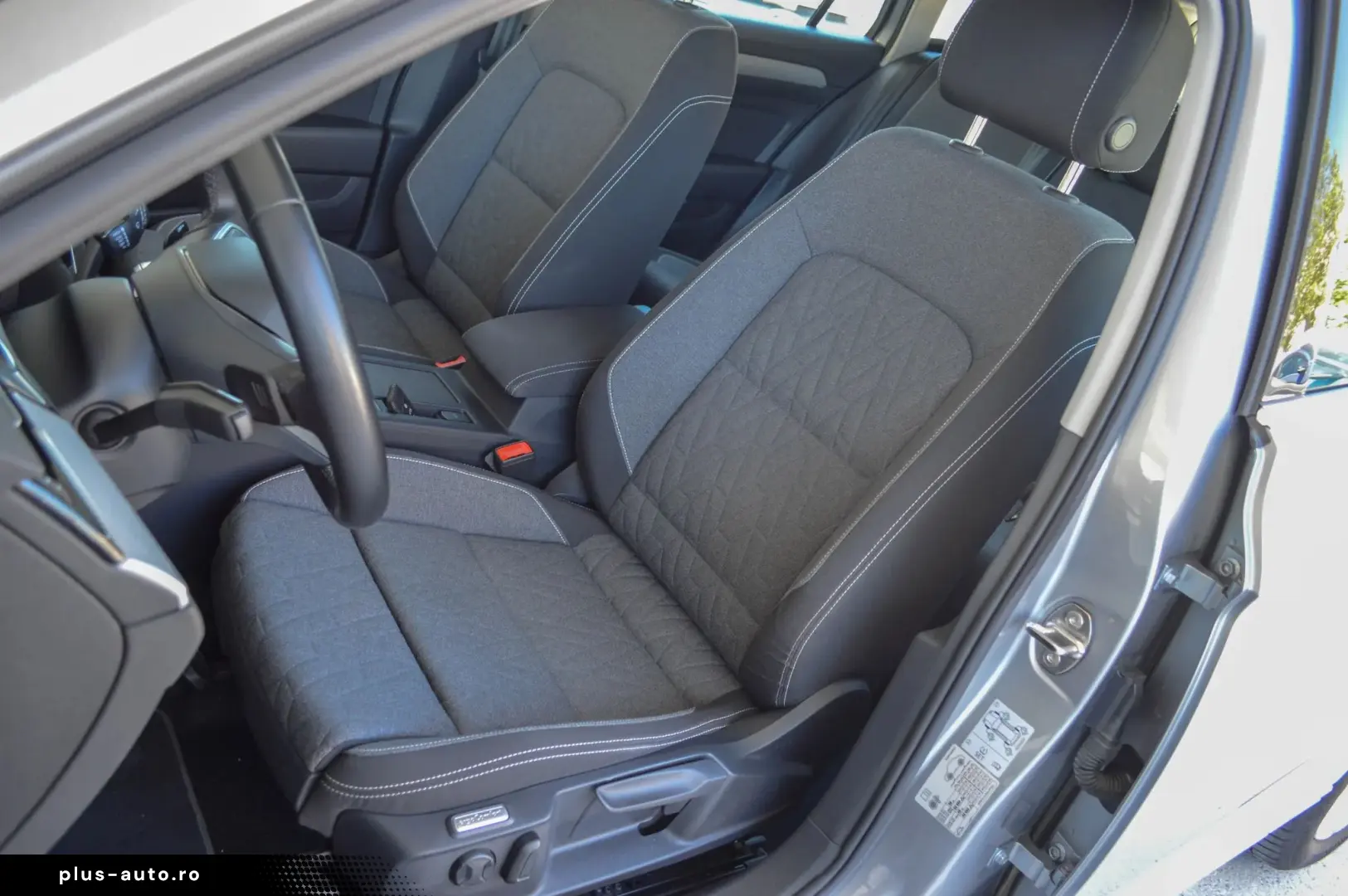 2022 Volkswagen Passat 2.0 TDI SCR DSG Business   RATE FIXE