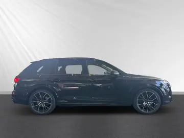Audi SQ7 SUV Audi SQ7 SUV TFSI 373 kW tiptronic