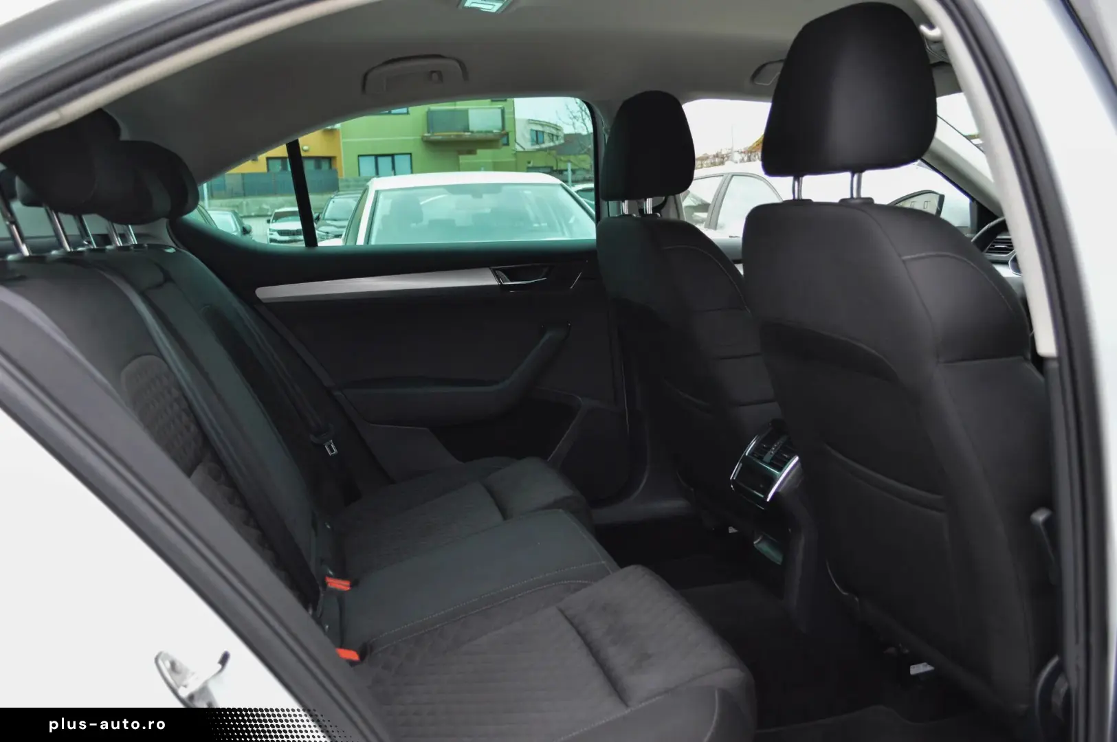 2022 Skoda Superb 2.0 TDI DSGEssence Rate fixe TVA Deductibi