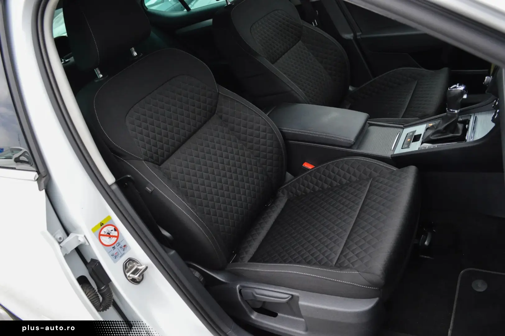 2022 Skoda Superb 2.0 TDI DSGEssence Rate fixe TVA Deductibi
