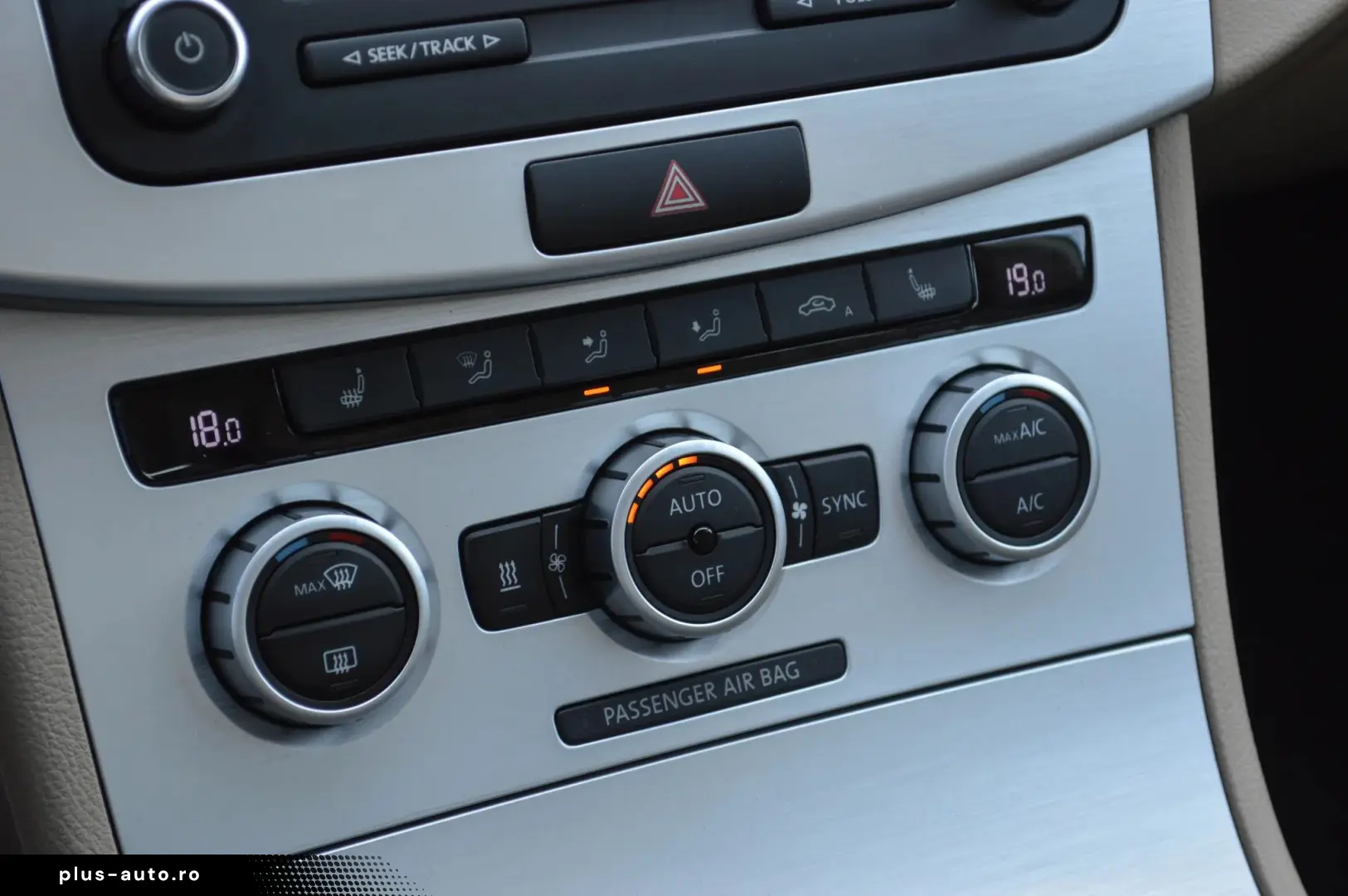 Volkswagen Passat-Cc