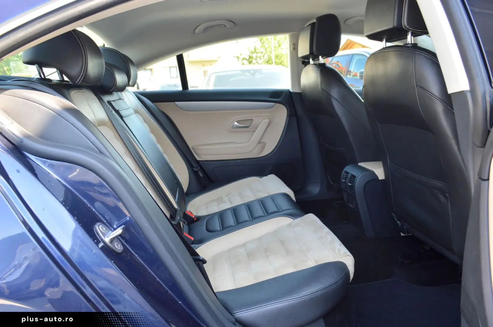 Volkswagen Passat-Cc