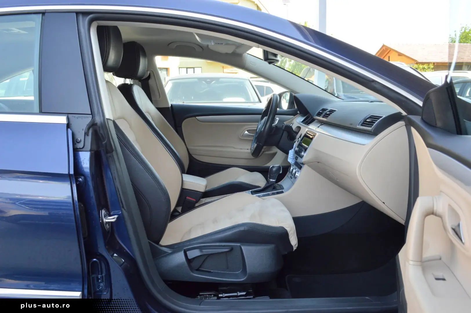 Volkswagen Passat-Cc
