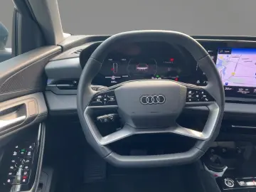 AUDI Q6 Sportback e-tron performance S line AHK LM20