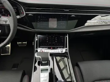 Audi SQ7 SUV TFSI 373 kW tiptronic