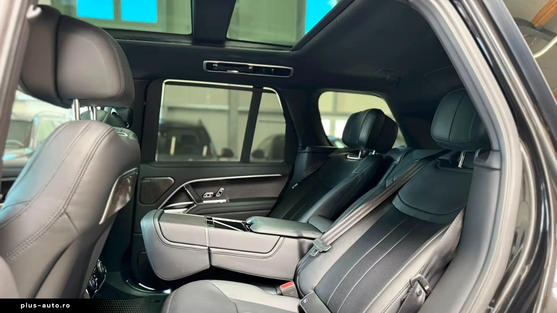 Land Rover Range Rover D350 SWB Autob   Finanțare Leasing