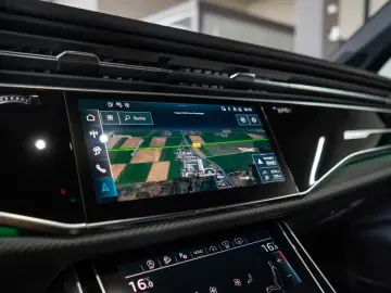 Audi SQ7 4.0 TFSI quattro AHK PANO B&O STHZ Facelift