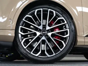 Audi SQ7 4.0 TFSI quattro AHK PANO B&O STHZ Facelift