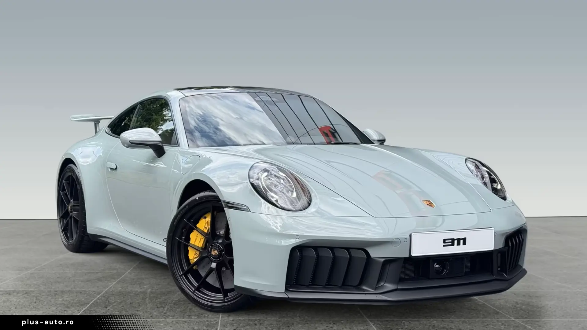 Porsche 992 911 Carrera GTS
