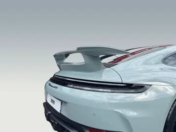 Porsche 992 911 Carrera GTS