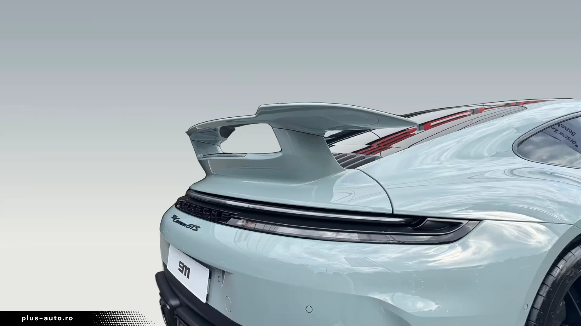 Porsche 992 911 Carrera GTS