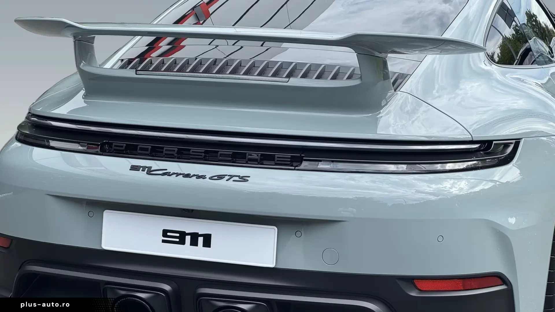 Porsche 992 911 Carrera GTS