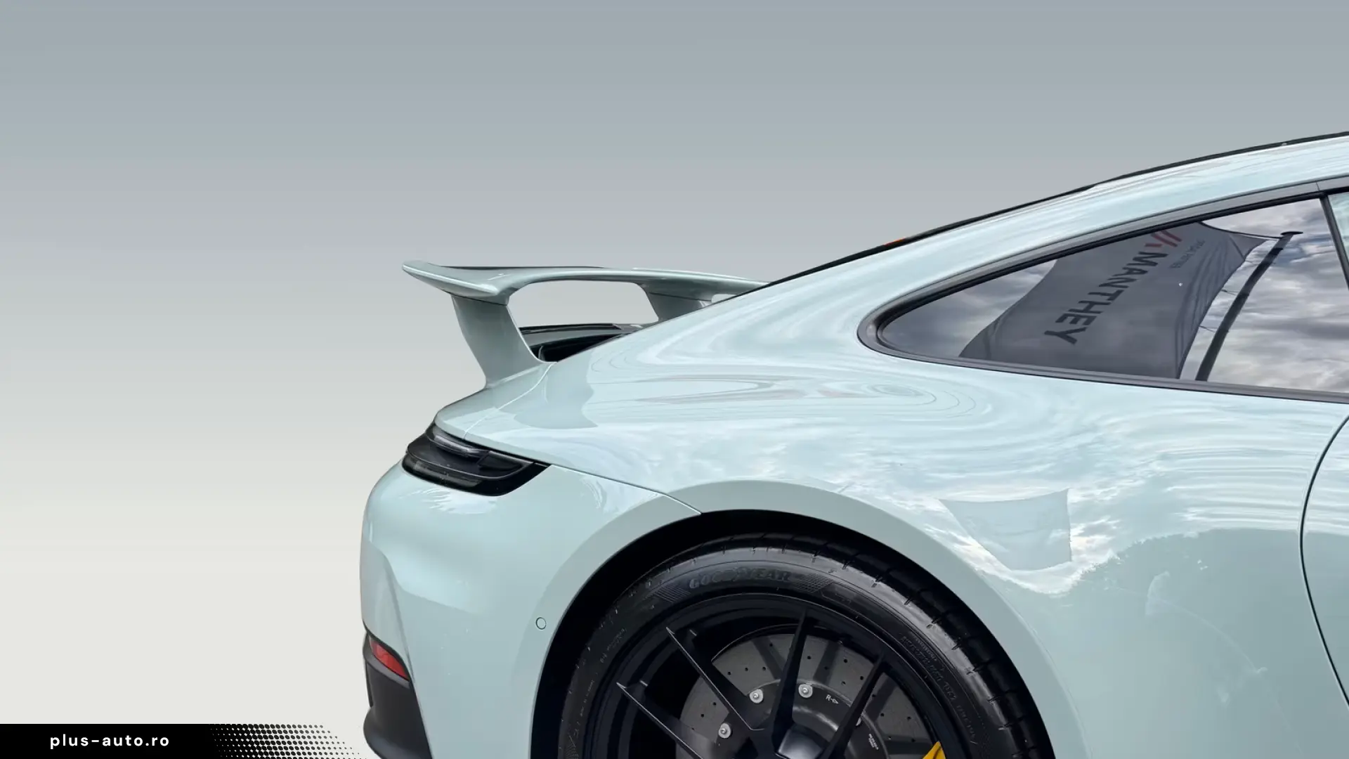 Porsche 992 911 Carrera GTS