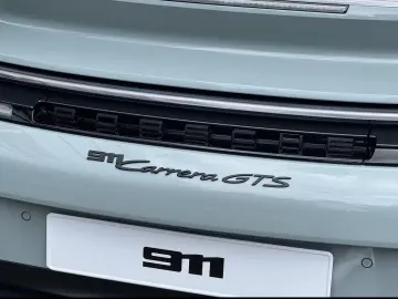Porsche 992 911 Carrera GTS