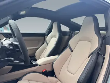 Porsche 992 911 Carrera GTS