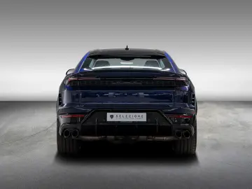 LAMBORGHINI Urus SE   B&O   Panorama   23 inch   BTW   Facto