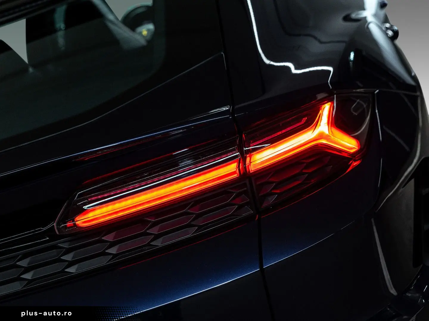 LAMBORGHINI Urus SE   B&O   Panorama   23 inch   BTW   Facto